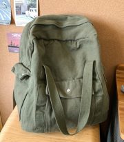 大容量キャンバスリュック ウォッシュドデザイン 通学・普段使い対応 - 画像 (3)