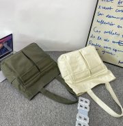 大容量キャンバストートバッグ 2WAY仕様 シンプルデザイン - 画像 (2)