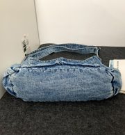 ウォッシュドデニムショルダーバッグ ユニセックス 大容量 ヴィンテージスタイル - 画像 (3)