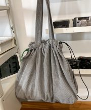 レディースコーデュロイショルダーバッグ 大容量 シンプルデザイン - 画像 (5)