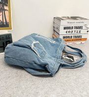 デニムトートショルダーバッグ 2WAY仕様 ウォッシュド加工 大容量 ユニセックス - 画像 (8)