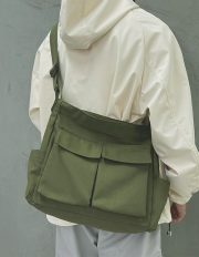 男女兼用 大容量キャンバスショルダーバッグ｜クラシックなヴィンテージミリタリースタイル - 画像 (8)